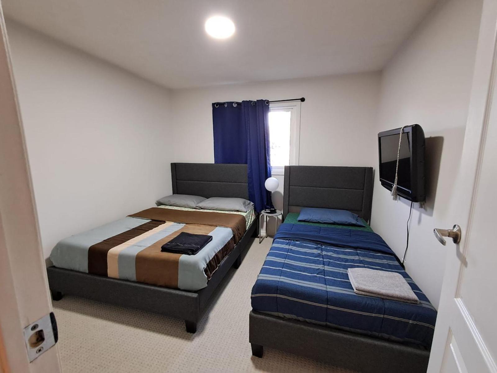 Square One Mississauga Suite- Attached Bathroom, Walking Transit & Plaza Luaran gambar